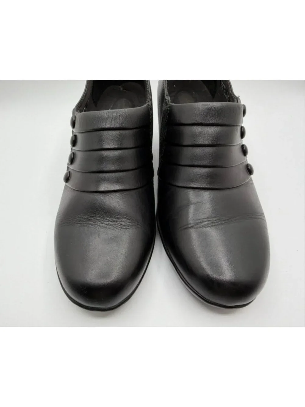 Clarks Loafers Shoes Women 7.5M Black Leather Casual Comfort Slip On Block Heel